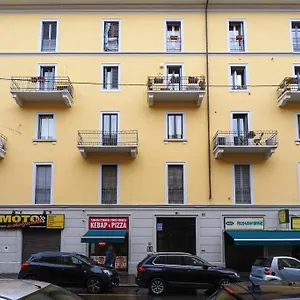 https://primopiano-melzo-e.italymilanhotels.net